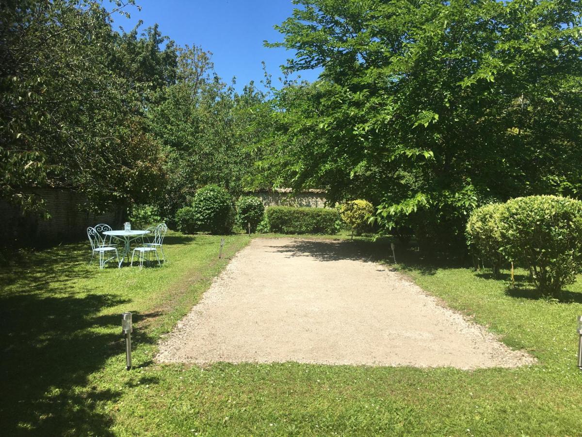 1854 Chassors Villa Exteriör bild