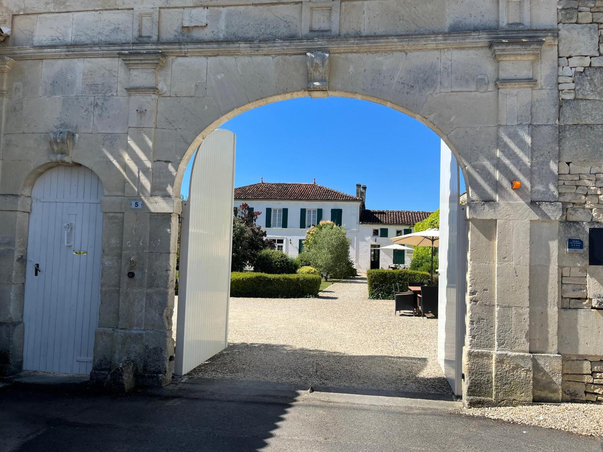 1854 Chassors Villa Exteriör bild